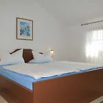 Apartment Mina *