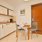Apartment Mina
