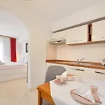 Mina Apartment *