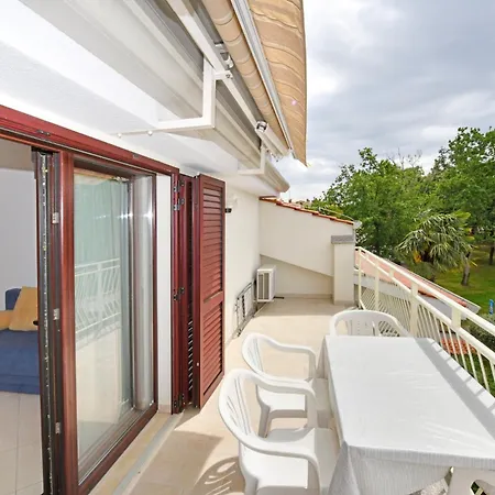 Mina Apartment