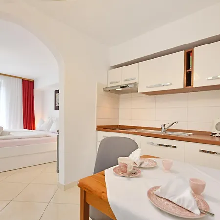 Mina Apartment *